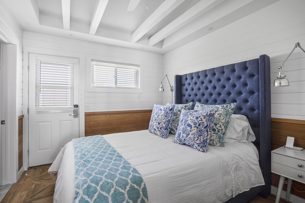 Driftwood Resort - photo 78