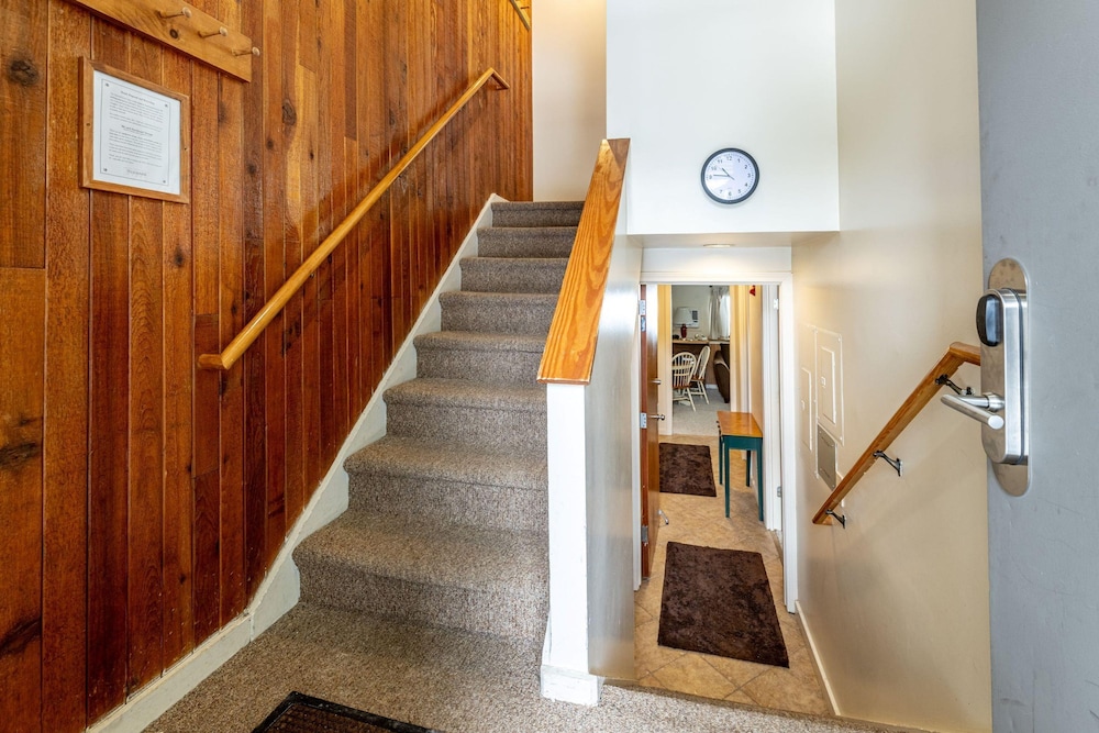 4BR Private Townhouse at Smugglers Notch Resort - photo 30