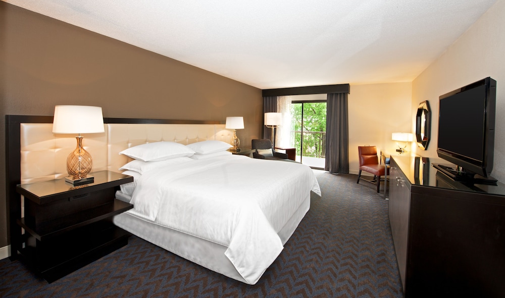 Sheraton Minneapolis West Hotel - photo 6