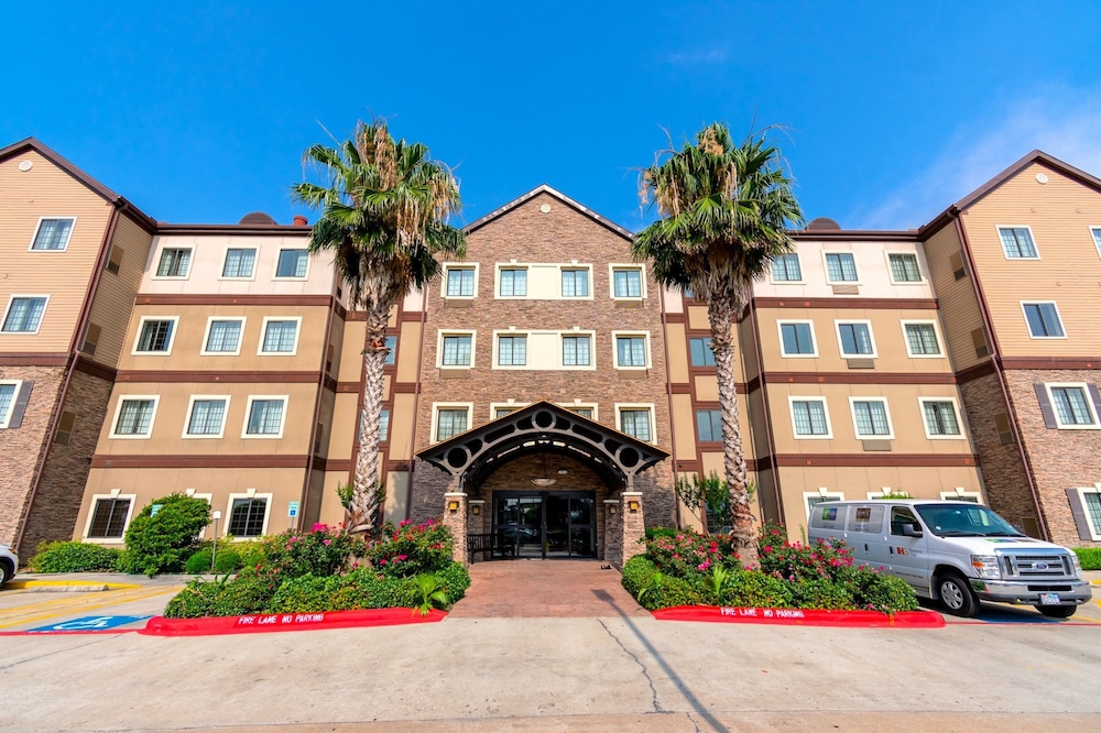 Staybridge Suites Houston IAH Beltway 8 by IHG - photo 52