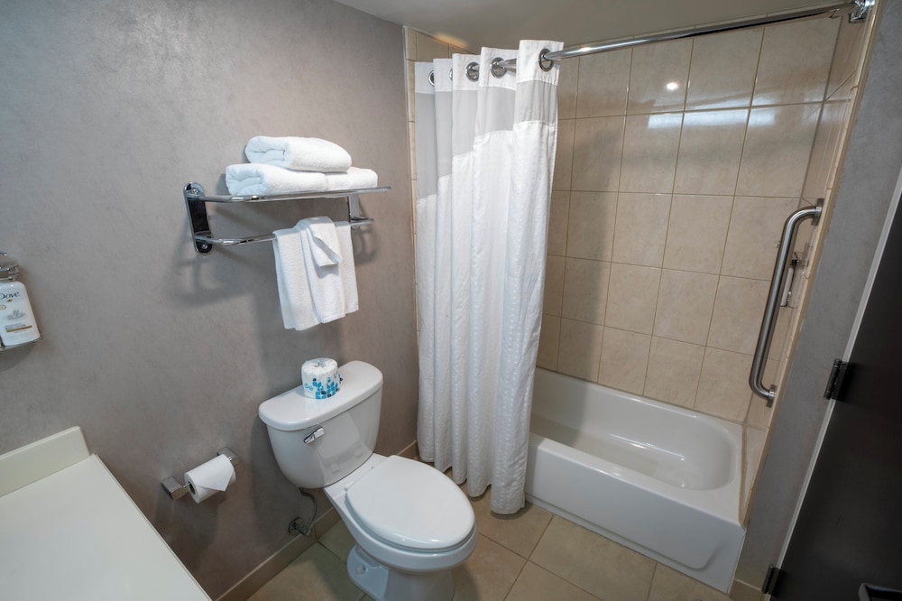 Holiday Inn Wilmington by IHG - photo 34