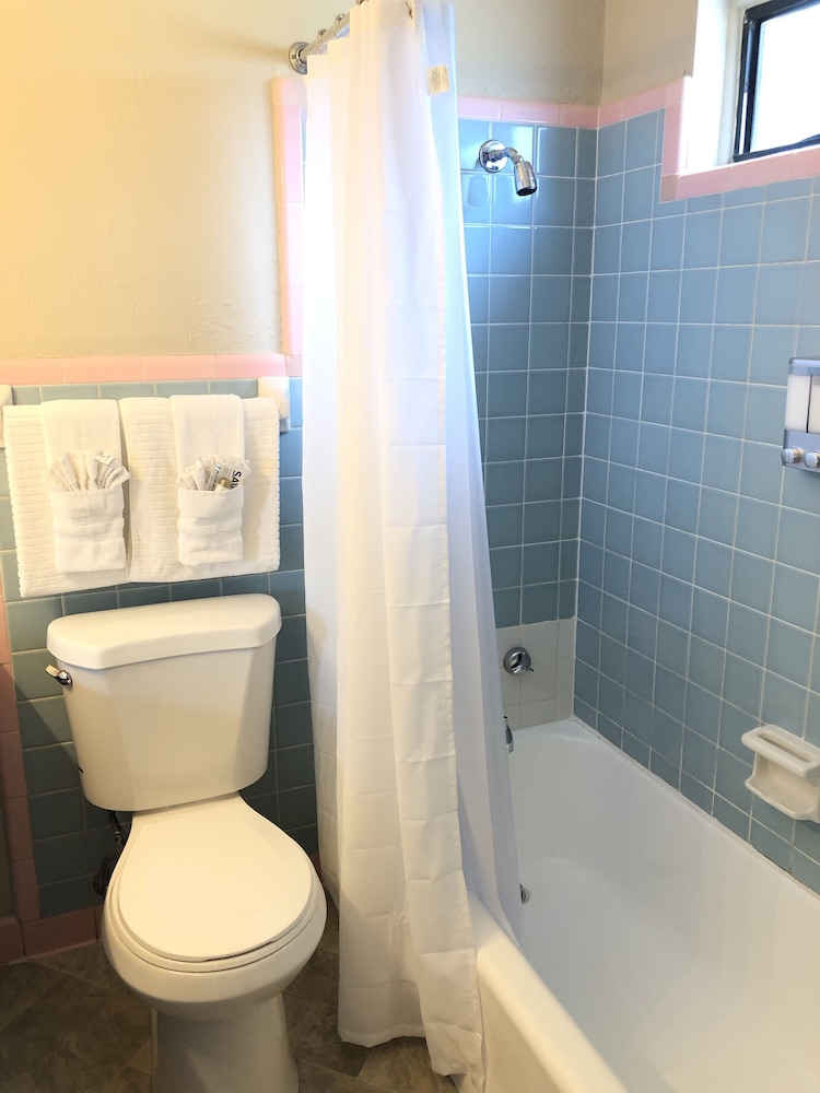 Ocala Cove Motel - photo 19