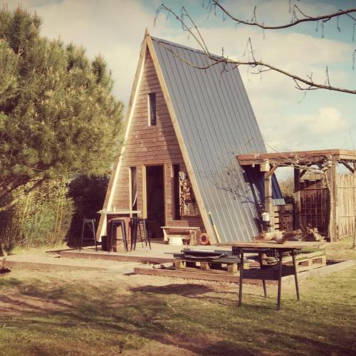 La Kabanetik - carbon neutral hotel in Unknown City