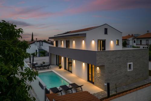 Villa Adria — 4-Star Luxury Hotel in Valbandon, Croatia