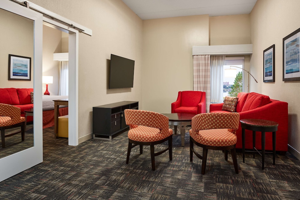 Hampton Inn Boston Logan Airport - photo 12