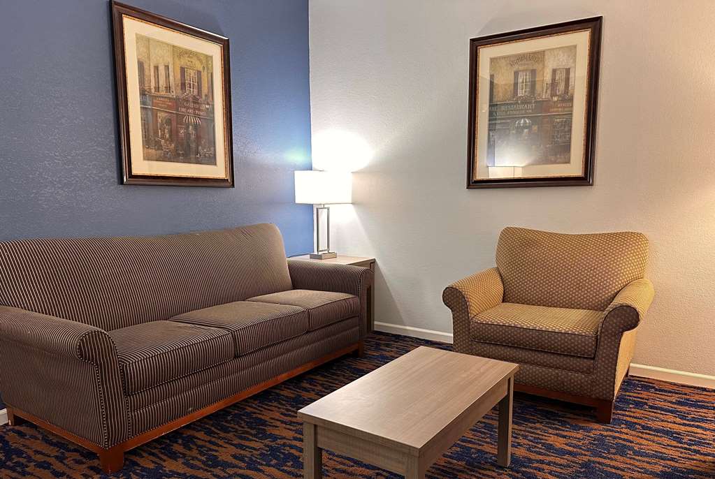Baymont by Wyndham Indianapolis Northwest - photo 14