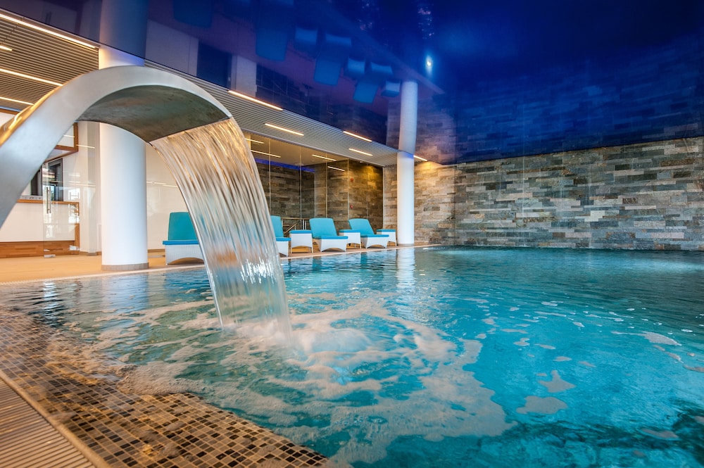 Silver Mountain Resort & Spa — hotel in Brasov