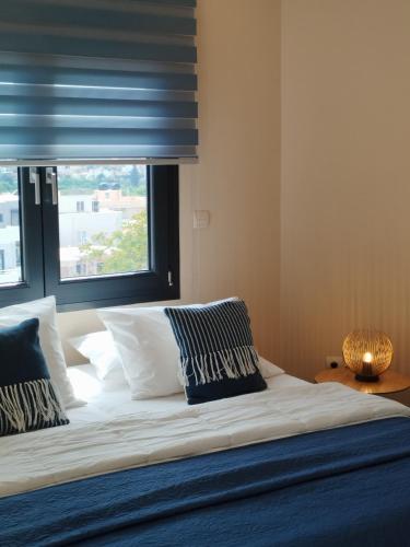 ISLAND Time Deluxe Apartment Downtown 3 floors — 4-Star Luxury Hotel in Chios, Greece