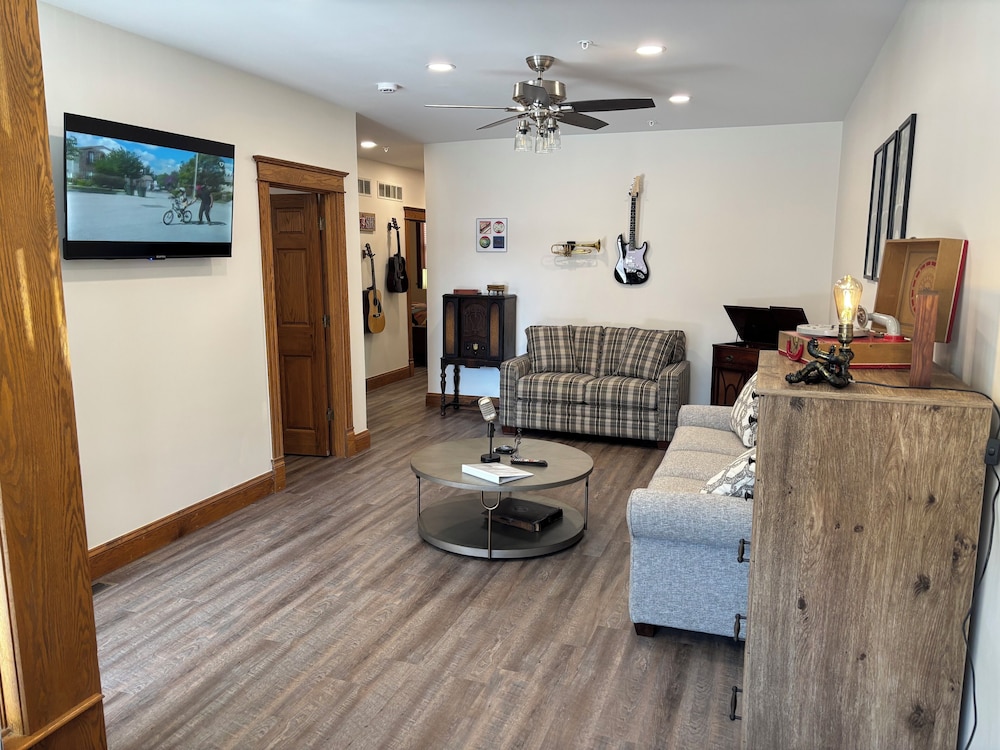 Hermann Crown Suites - photo 162