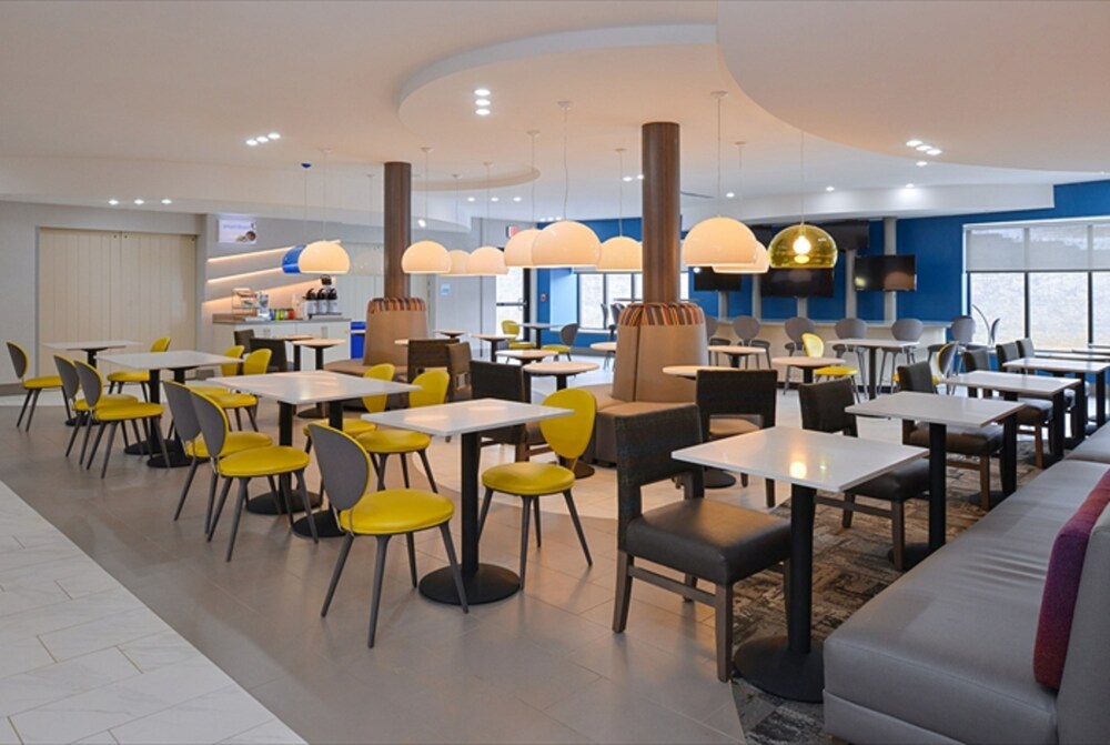 Holiday Inn Express & Suites Shippensburg by IHG - photo 55