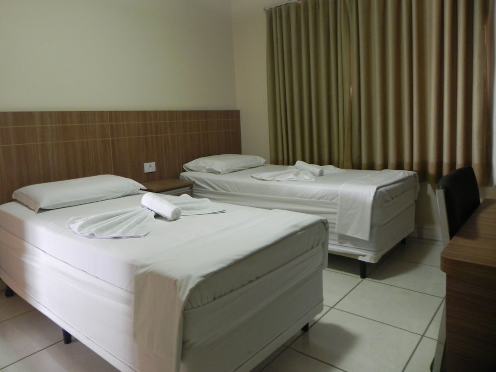 Planeta Hotel — Niquelandia — photo 4