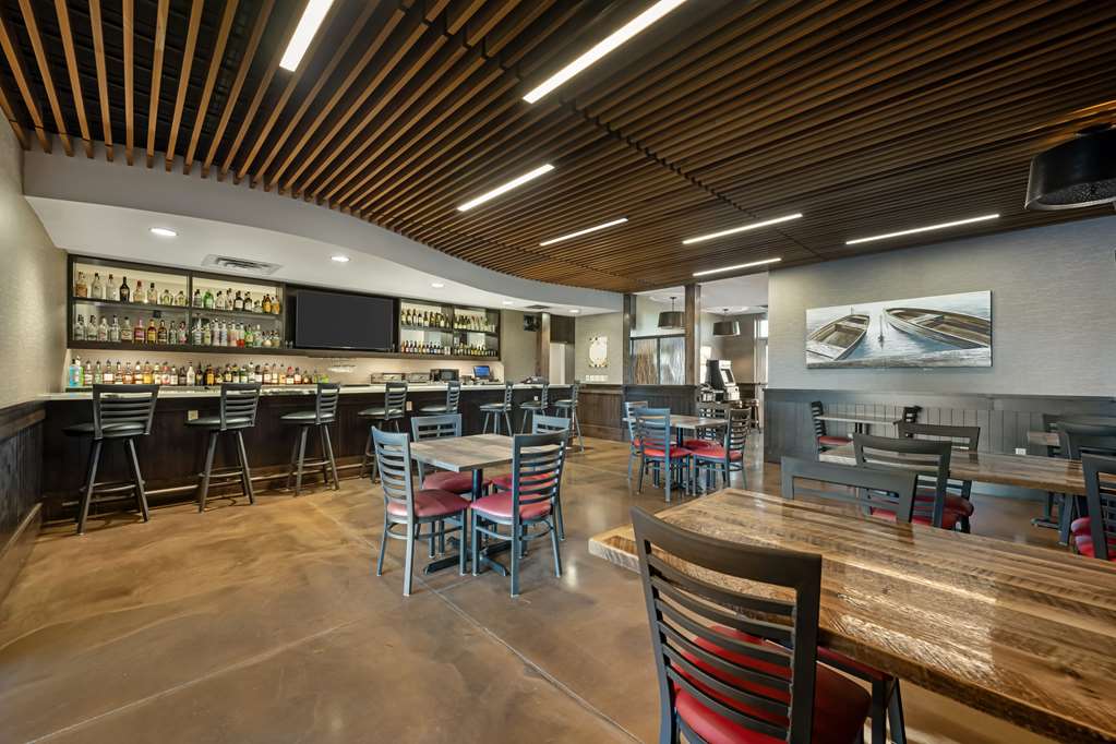 Best Western Plus Lakeview Hotel - photo 7