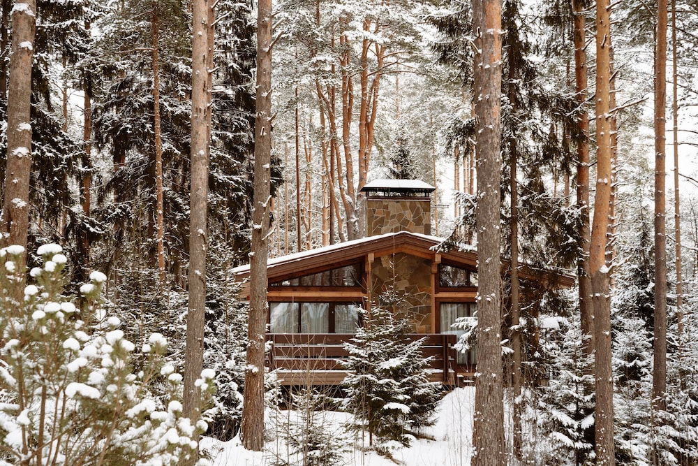 Okhta park - carbon neutral hotel in Toksovo