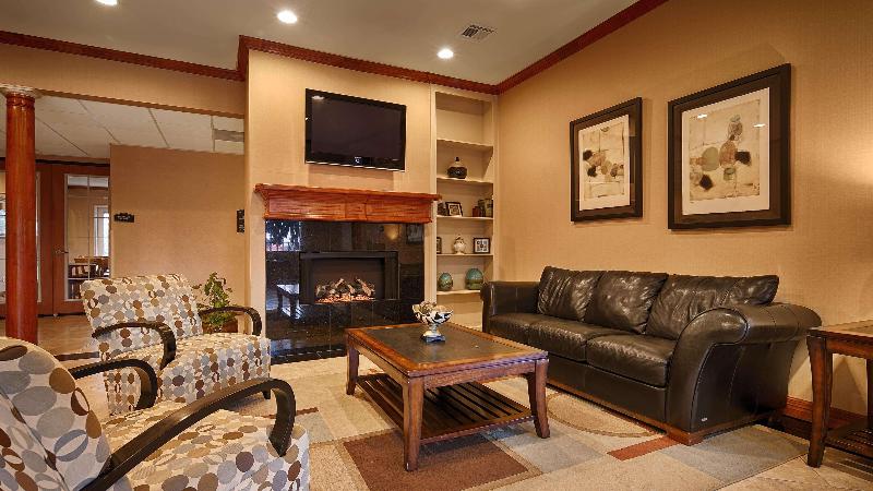 Best Western Cleveland Inn & Suites - photo 5
