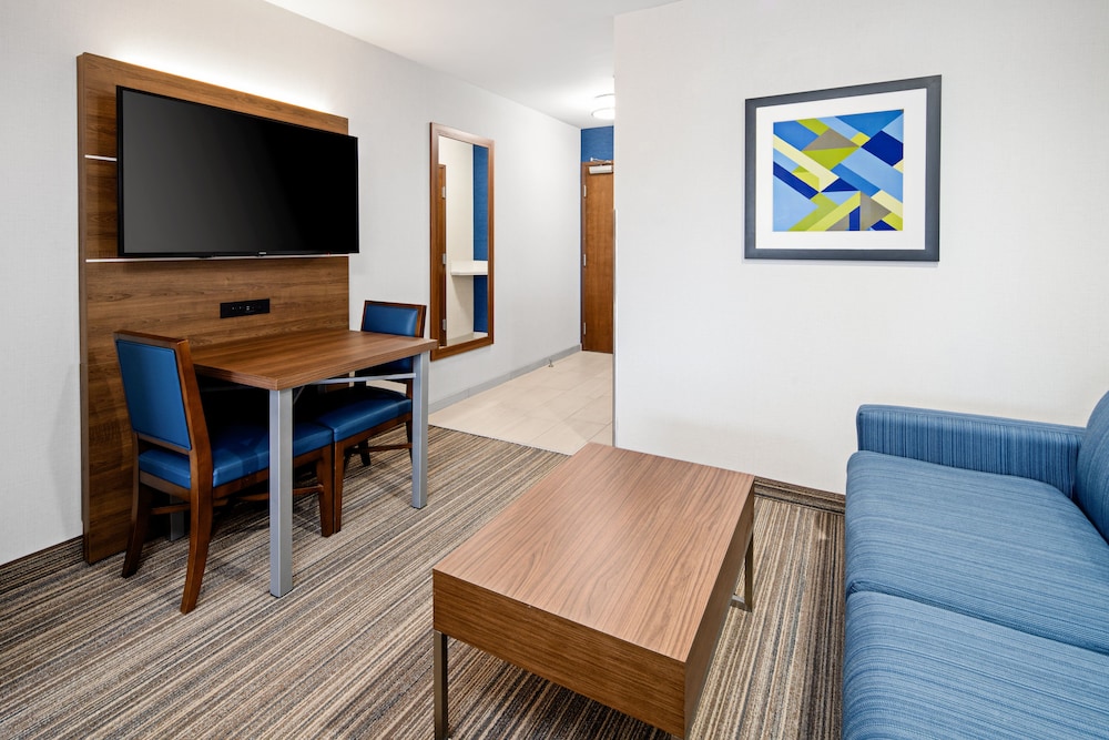 Holiday Inn Express Hotel & Suites Atascadero by IHG - photo 30