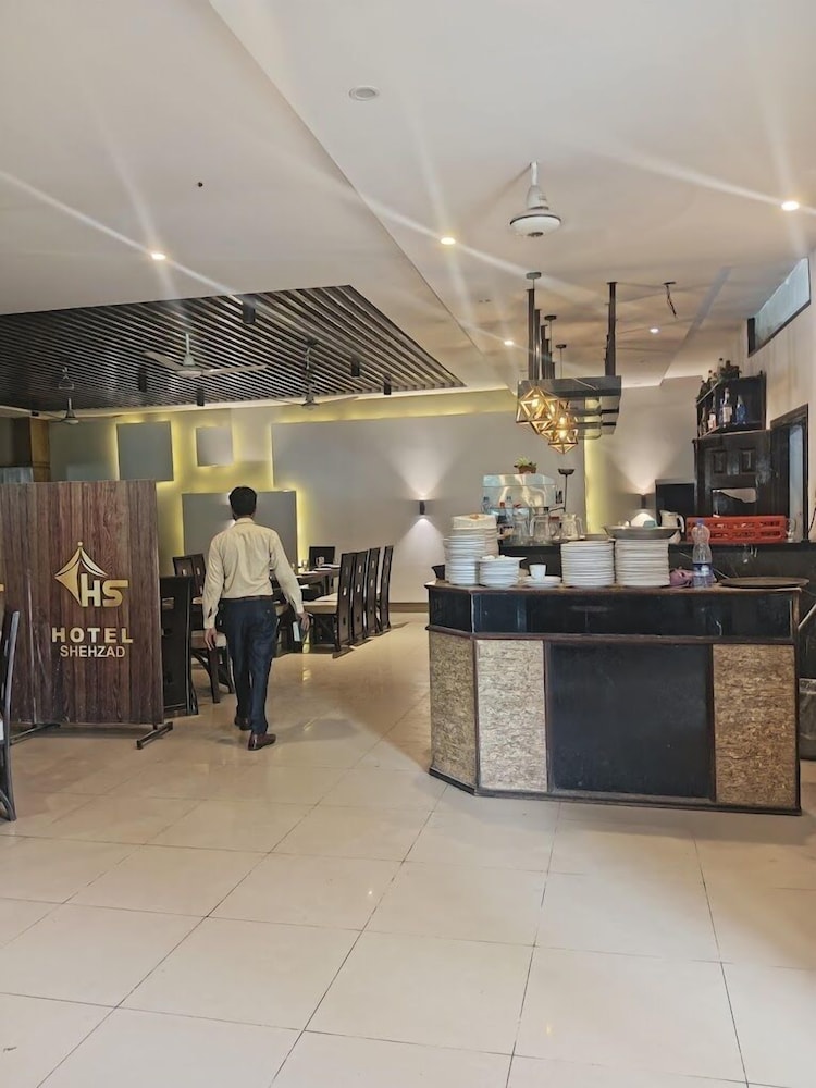Hotel Shahzad & Restaurant in Mianwali, Pakistan