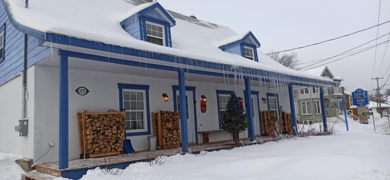 La Maison Bleue — 4-Star Luxury Hotel in Quebec, Canada