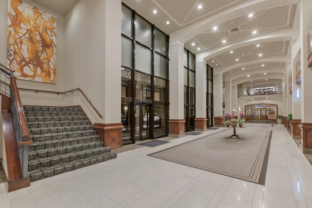 Capital Hilton - photo 4