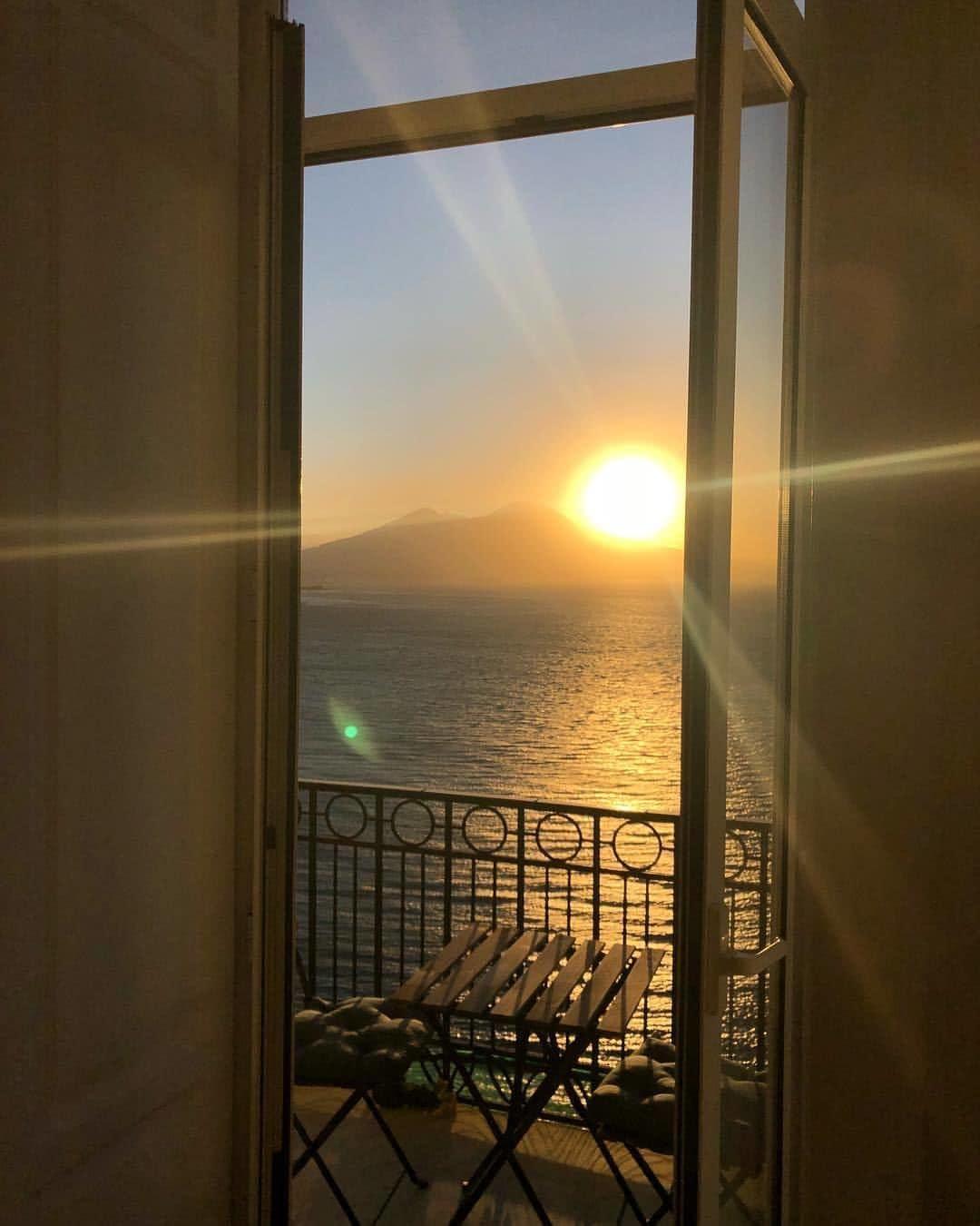 Lux B&B — 4-Star Luxury Hotel in Naples, Italy