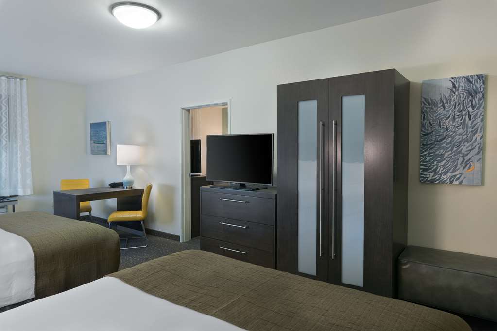 Oxford Suites Bellingham - photo 9