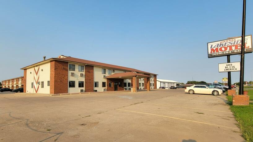 Wagner Lakeside Motel - photo 8