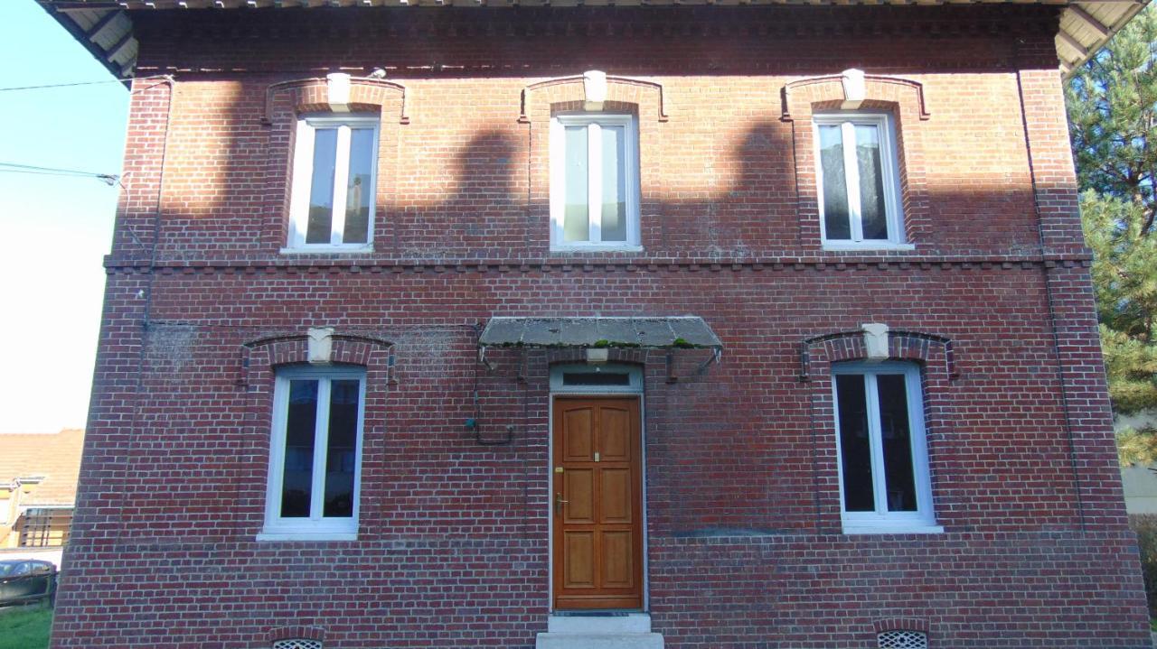 Les Pommerets — Unknown City — photo 2