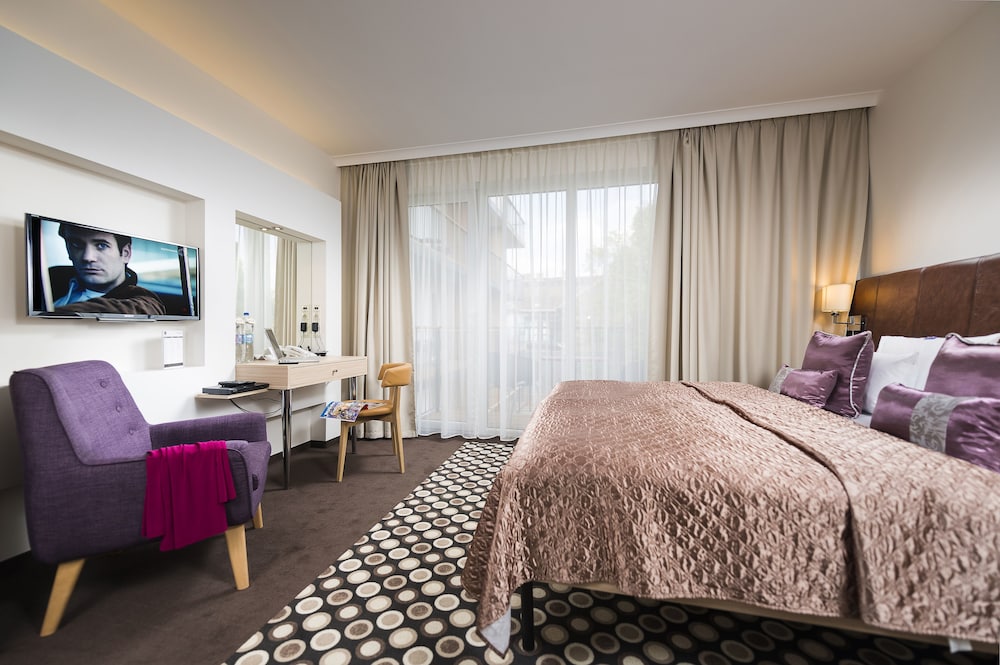 Bo33 Hotel Family & Suites — 4-Star Luxury Hotel in Budapest, Hungary
