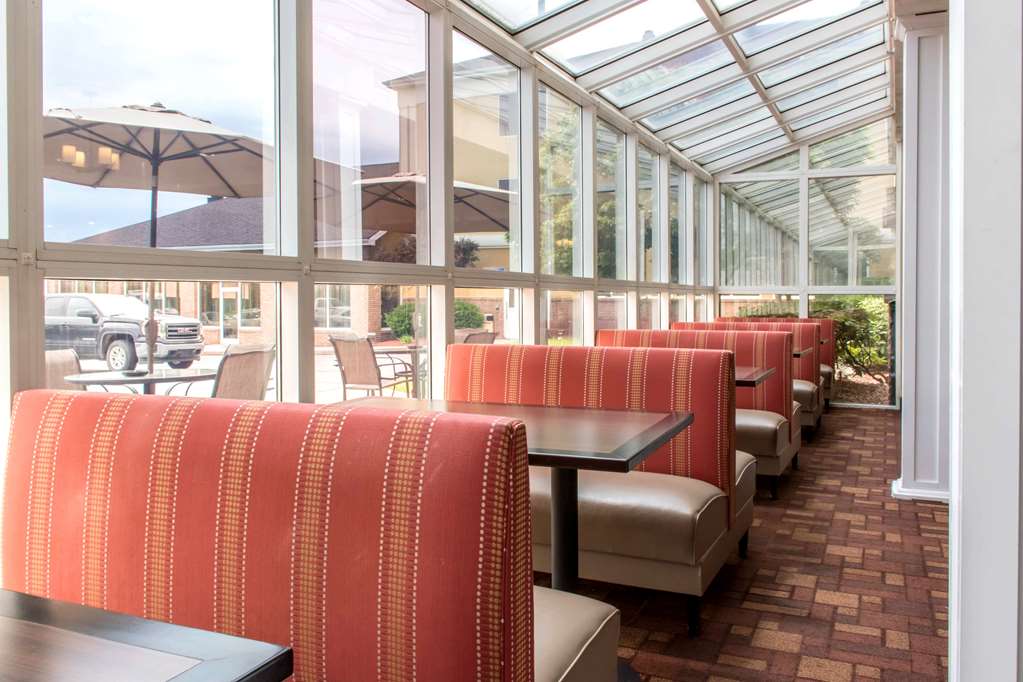 Comfort Suites Scranton near Montage Mountain - photo 27