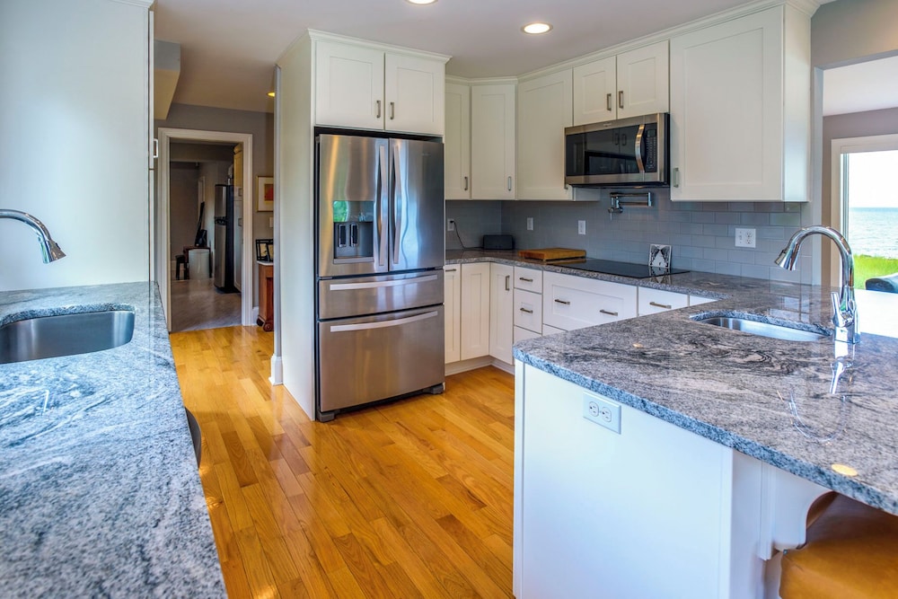 Bayfront Gem with Amazing Water Views and Pond in Madison, United States