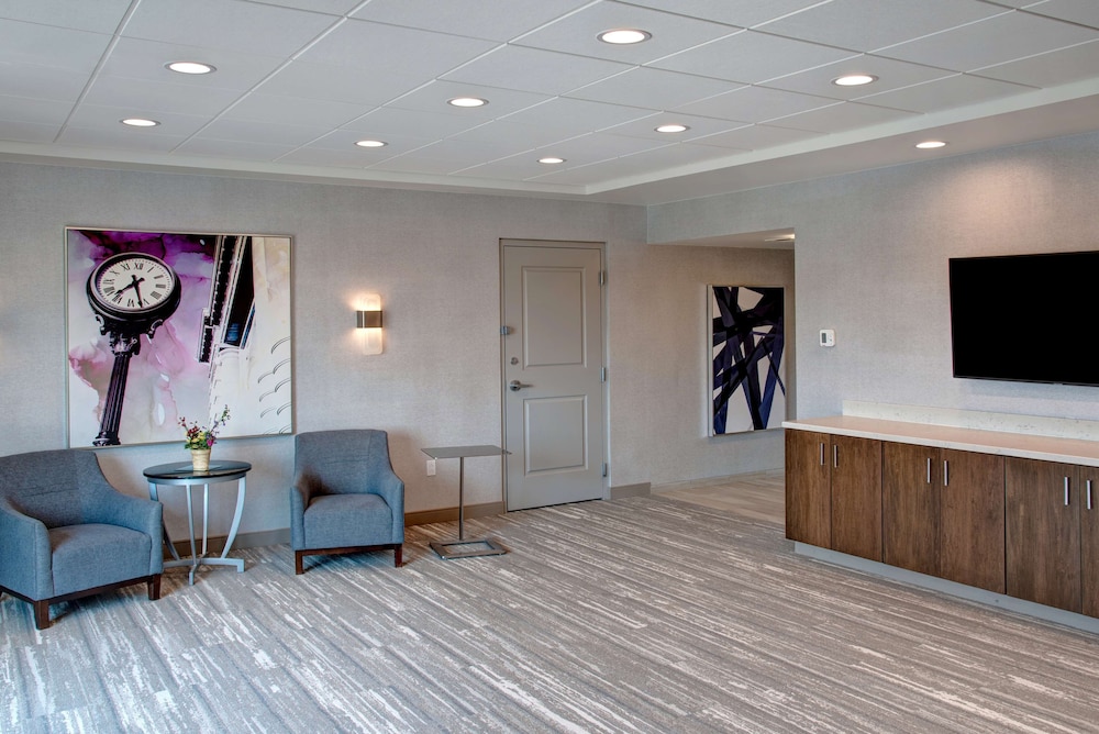Hilton Garden Inn Kansas City - photo 27