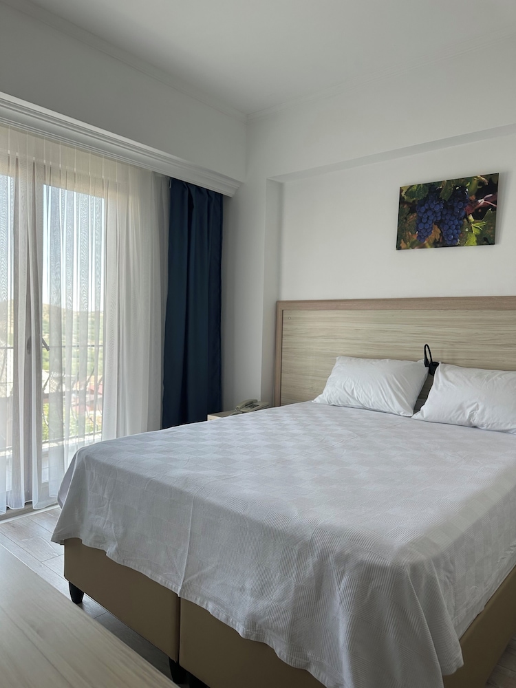 The Yücedağ Hotel