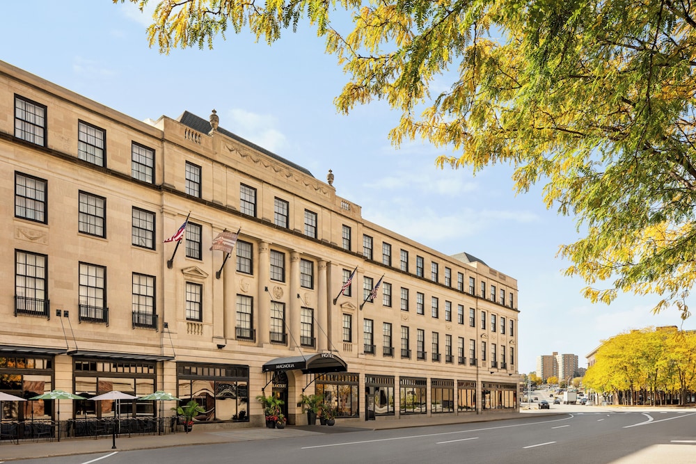 Magnolia Hotel Omaha - photo 2