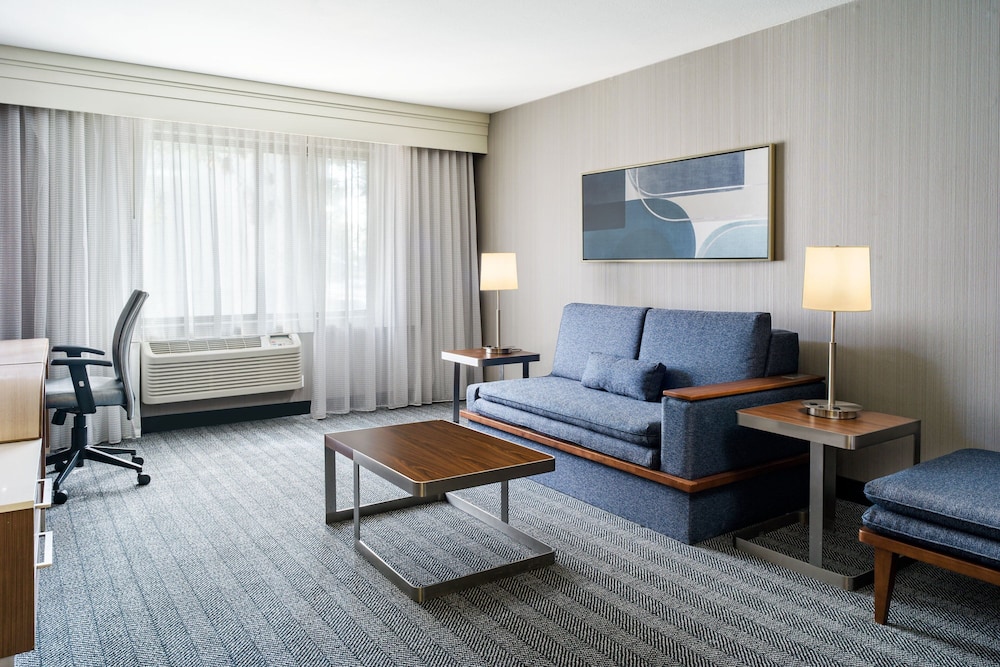Courtyard by Marriott Vacaville - photo 14