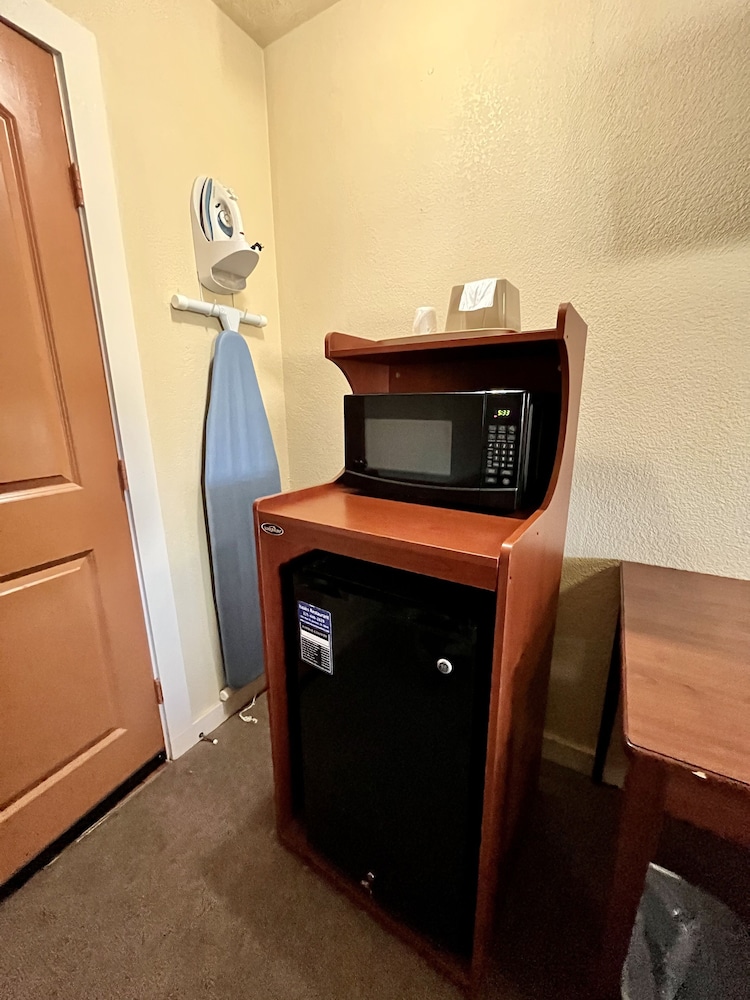Sun Valley Motel - photo 8