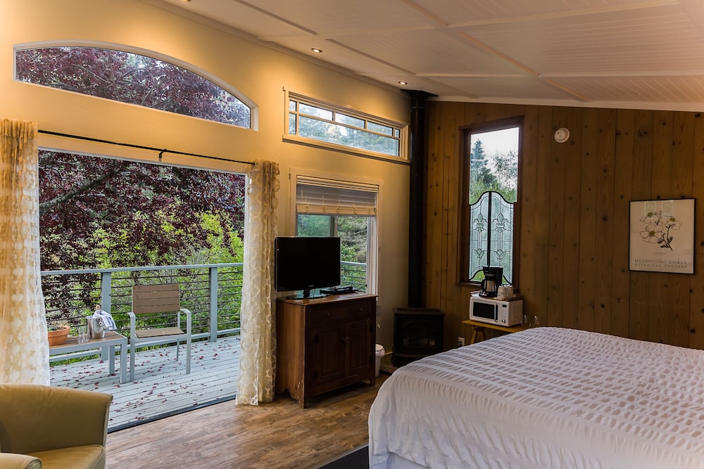 The Inn at Schoolhouse Creek - photo 14