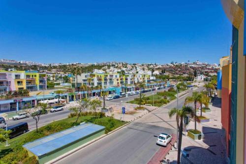 Admirable 1 bedroom Marina view apt. Albufeira — 4-Star Luxury Hotel in Albufeira, Portugal
