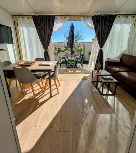 Escapade Charentaise - carbon neutral hotel in Unknown City