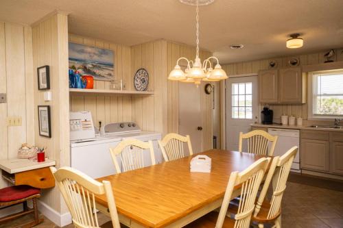 Shorebird by Oak Island Accommodations - photo 20