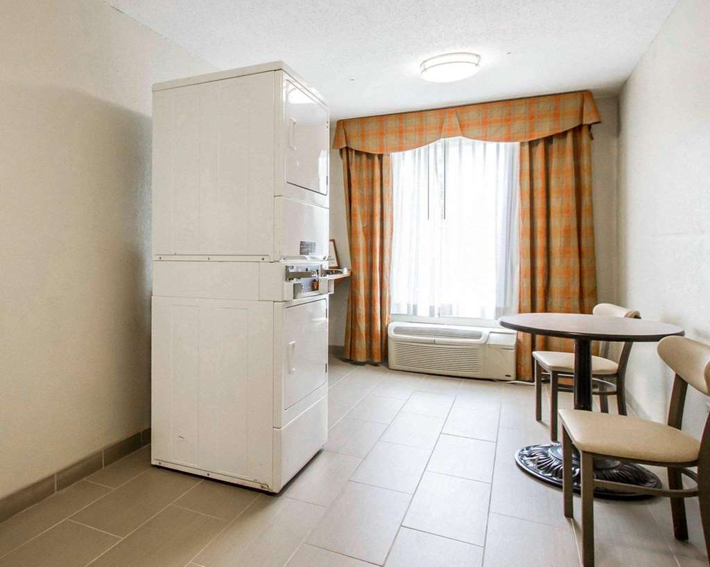 Comfort Inn Poplar Bluff North - photo 35