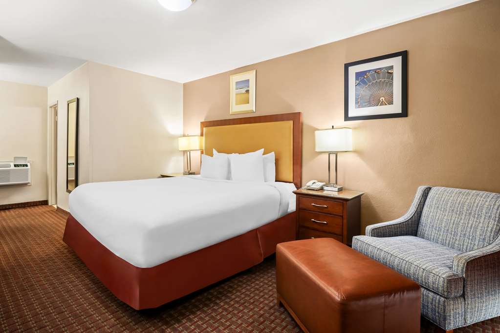 SureStay Hotel by Best Western Blythe - photo 4