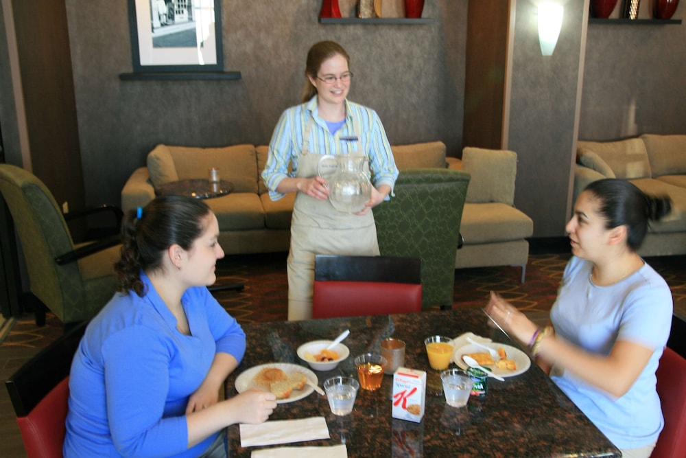 Hampton Inn & Suites Lebanon - photo 44