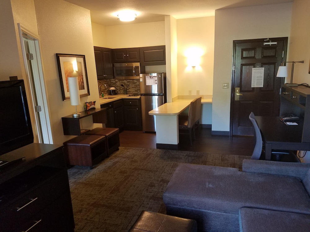 Staybridge Suites Cincinnati North by IHG - photo 16