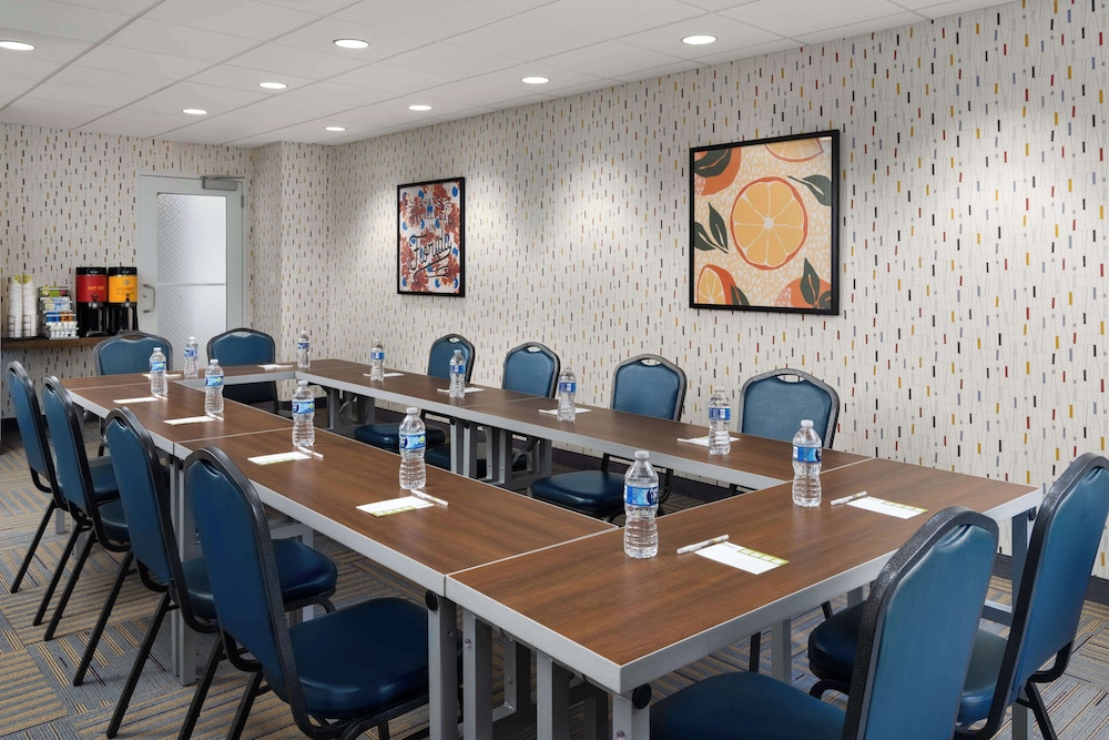 Home2 Suites by Hilton Miramar FT. Lauderdale - photo 40
