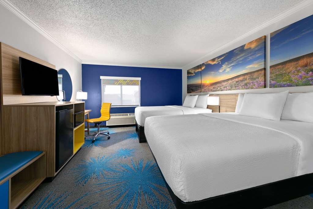 Days Inn by Wyndham Fort Smith - photo 18