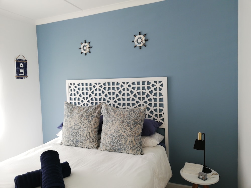 Coral Sands on Muizenberg — 4-Star Luxury Hotel in Cape Town, South Africa