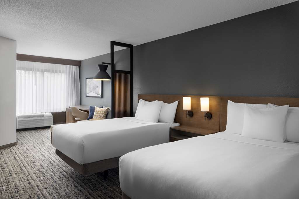 Hyatt Place Indianapolis Airport - photo 14