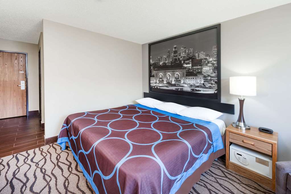 Super 8 by Wyndham West Plains - photo 8