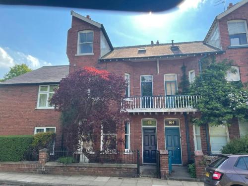 Knavesmire - carbon neutral hotel in York