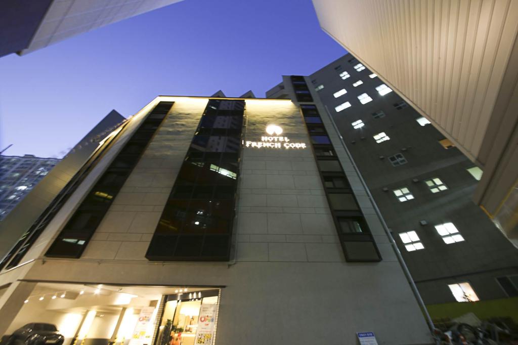 We Motel - last minute hotel in Busan