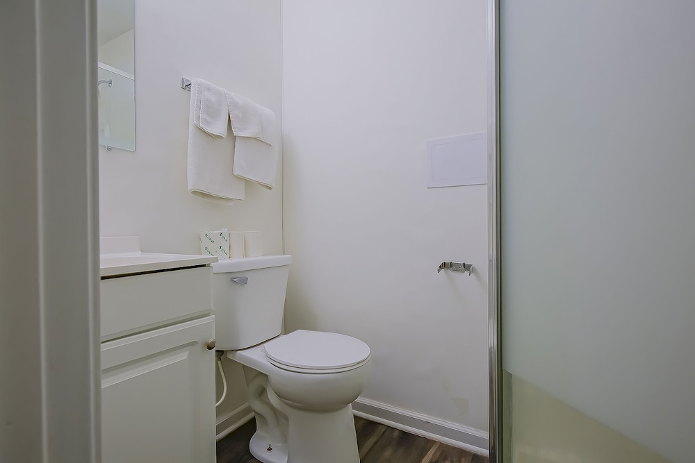 Hotel O Markham IL near Harvey Tinley Park - photo 26